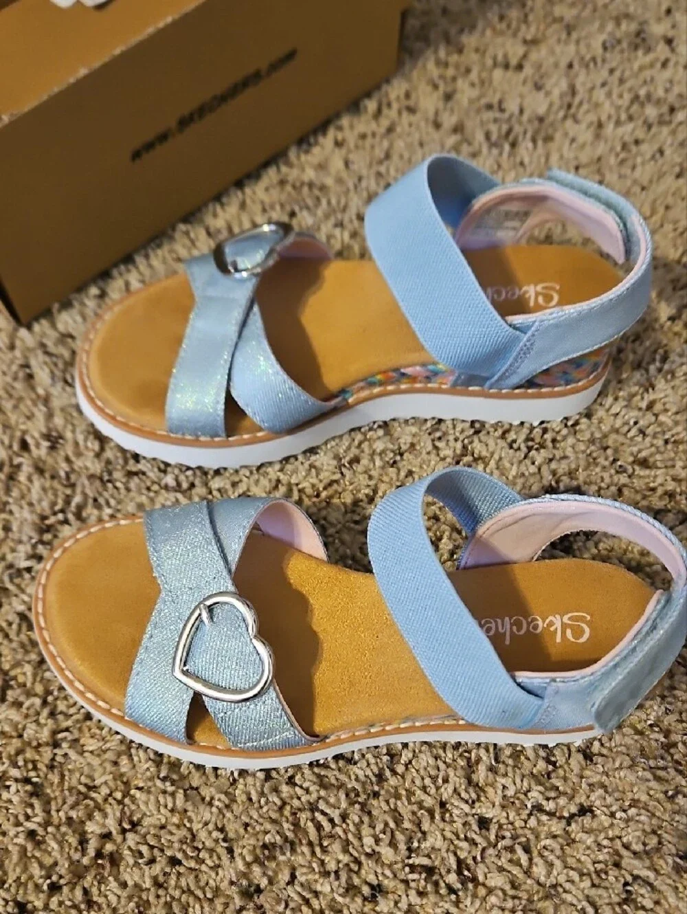 Girls Skeechers Light Blue Heart Buckle Sandals - Kids Never Worn